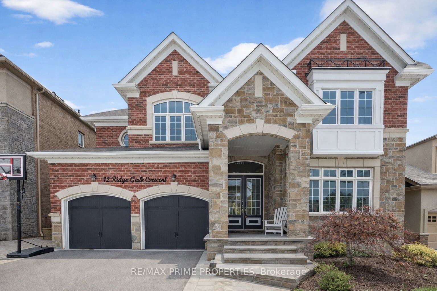 72 Ridge Gate Crescent, East Gwillimbury - Detached